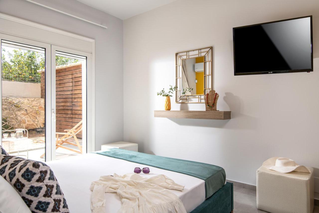 Alba Bianca Villa, Family Retreat With Heated Pool By Thinkvilla * Hersonissos (Crete)