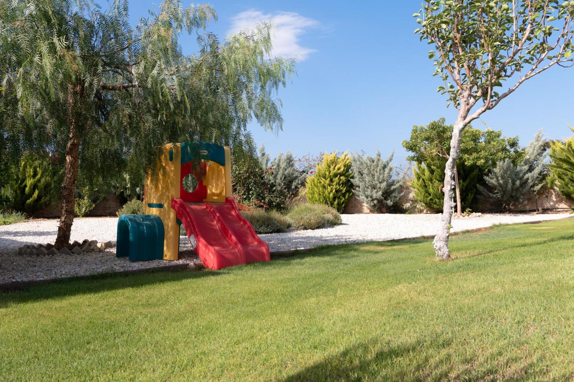 Villa Alba Bianca Villa, Family Retreat With Heated Pool By Thinkvilla *