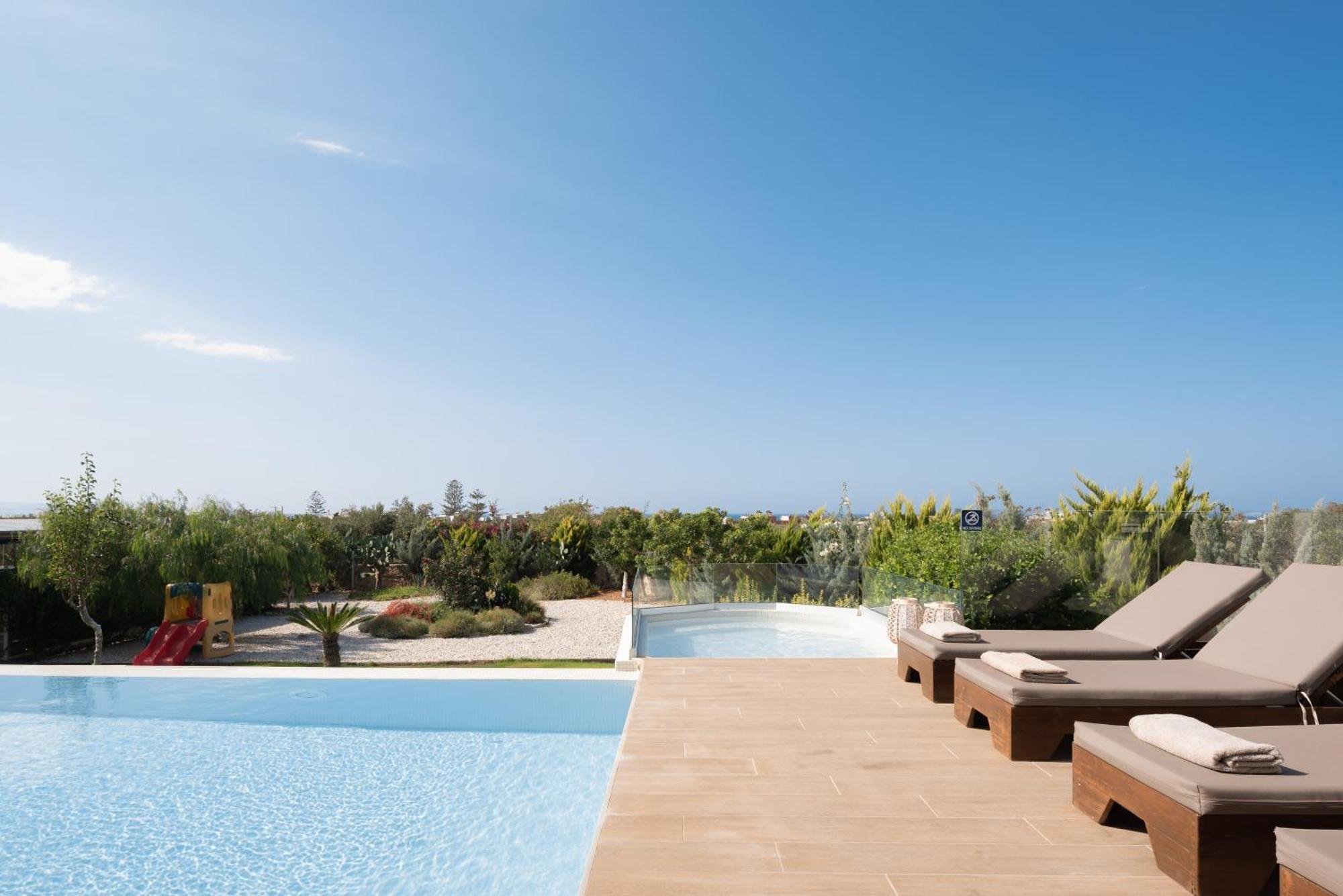 Alba Bianca Villa, Family Retreat With Heated Pool By Thinkvilla * Hersonissos (Crete)